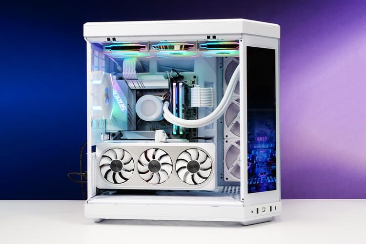 HYTE + battlerigs Y7 Touch