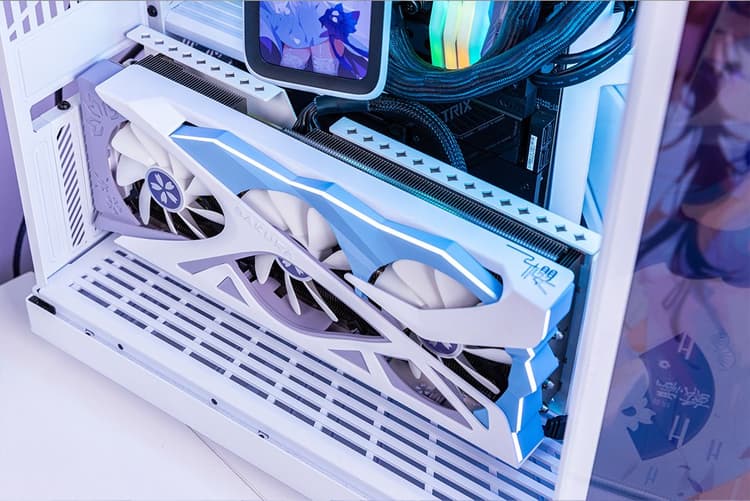 HYTE x Yeston Y70 Build